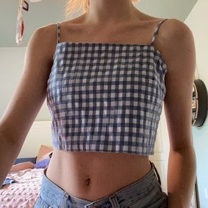 Checkered crop top with bow in back